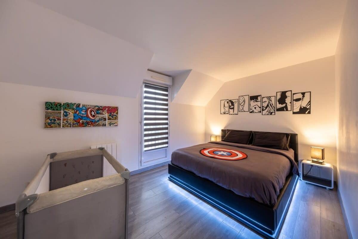 Disney Avengers Home Magny-le-Hongre Exteriér fotografie